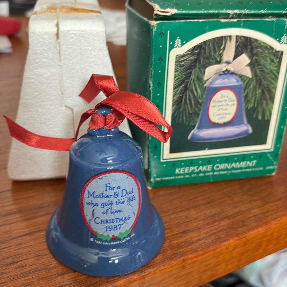 Hallmark Collectors Ornament